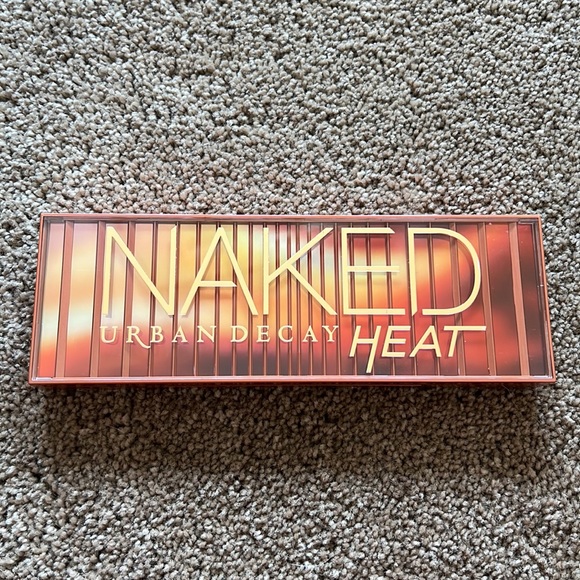Urban Decay Naked Heat Palette - Picture 7 of 8